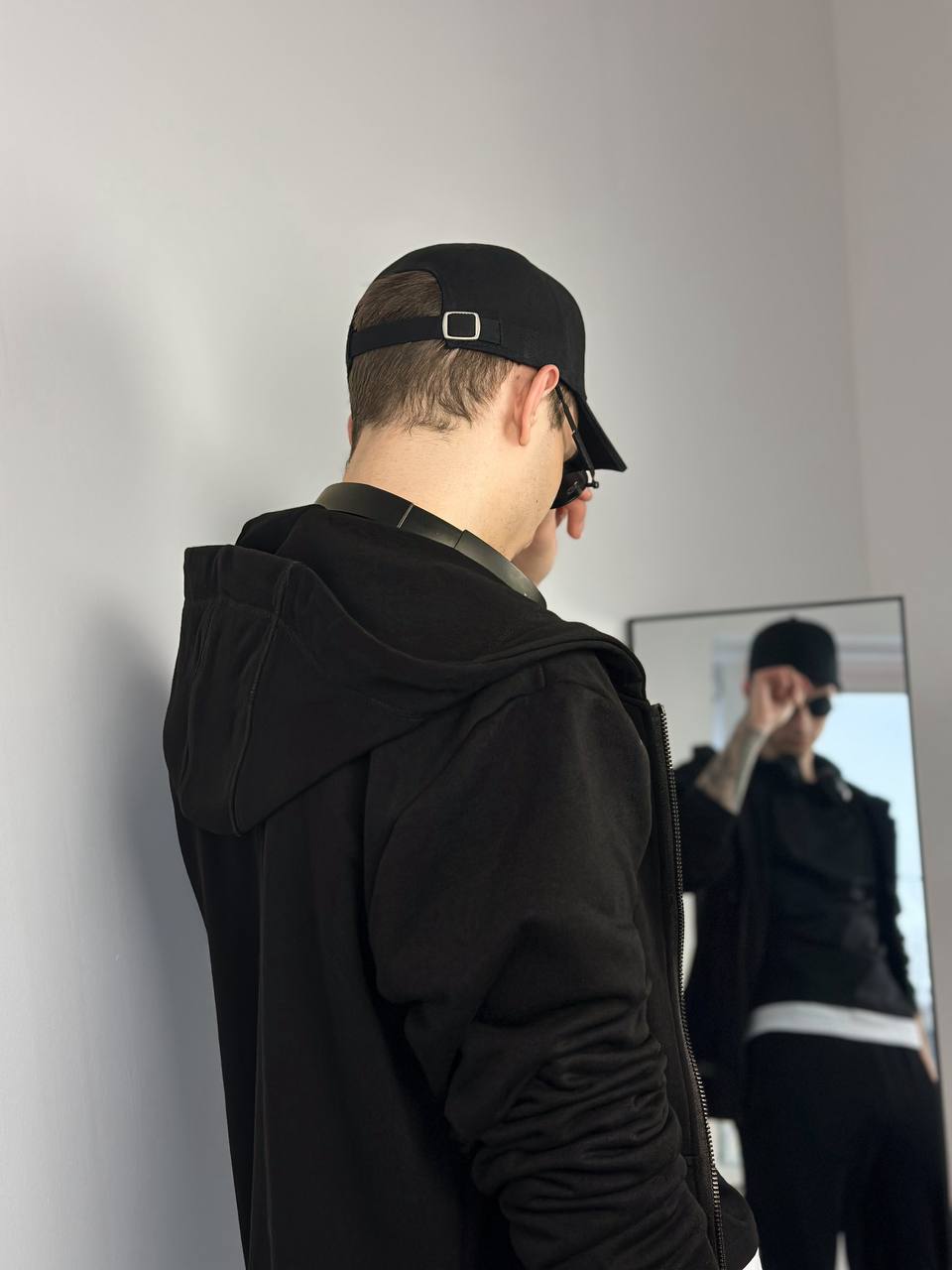 Черная кепка реальное фото